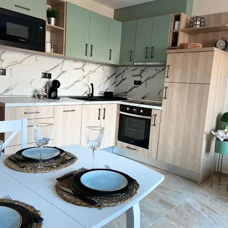Апартамент Beach Residence Pomorie *